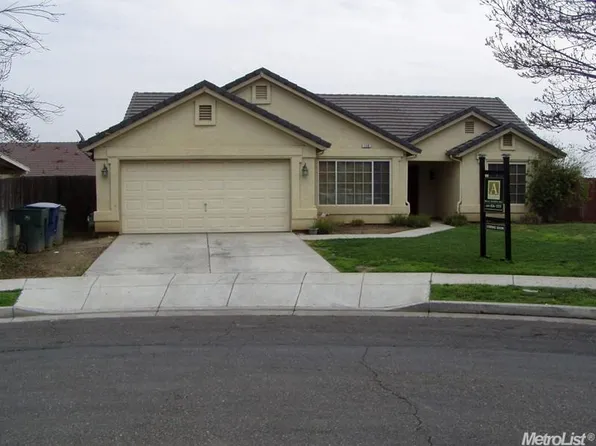 736 Ashbury Ct, Los Banos, CA 93635