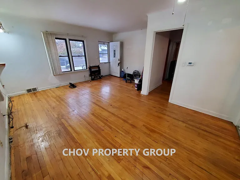 MAIN FLOOR LIVING RM
