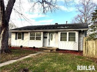 2517 Huntington Rd, Springfield, IL 62703