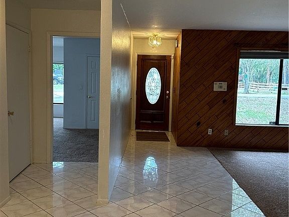 4th image of 1021 Wood Dr