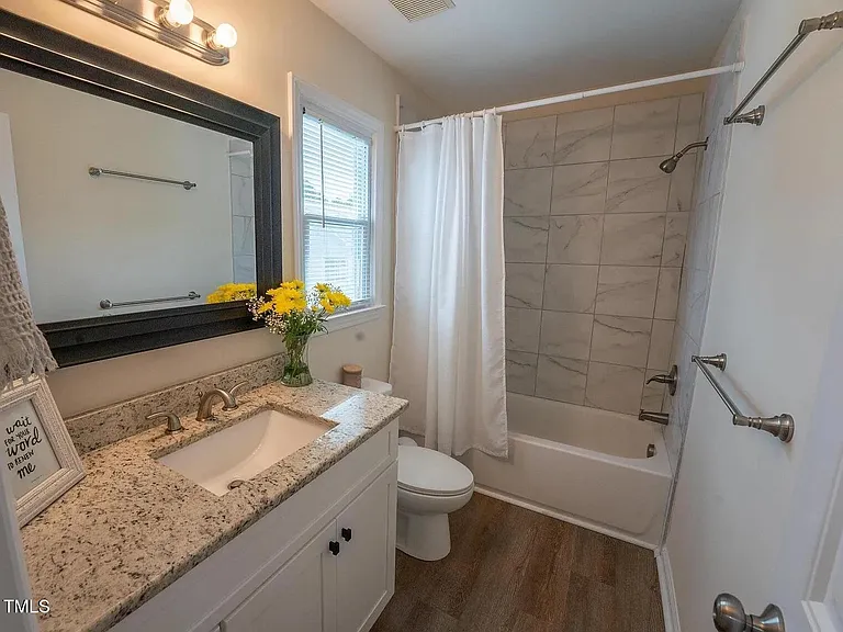 4312 Dyer Ct — Photo 11
