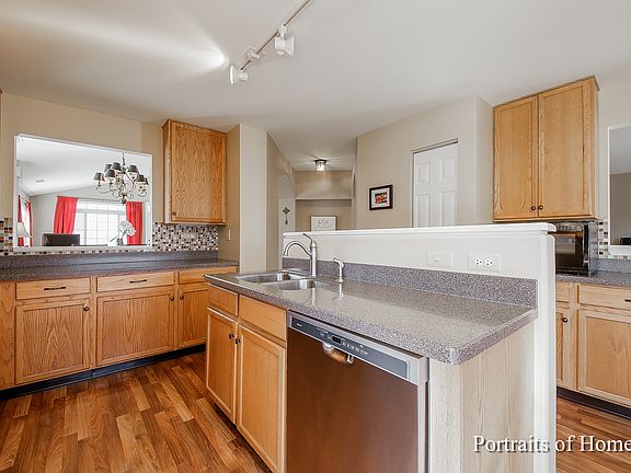 5th image of 31902 Millard Cir #31902