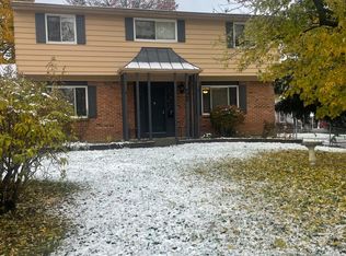 6285 Vickers Ct, Westerville, OH 43081