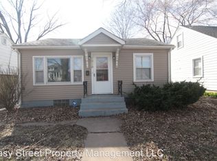 1919 31st St, Moline, IL 61265
