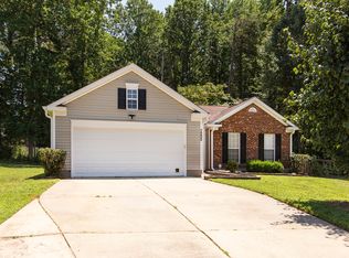 7205 Preakness Stakes Ln, Charlotte, NC 28215