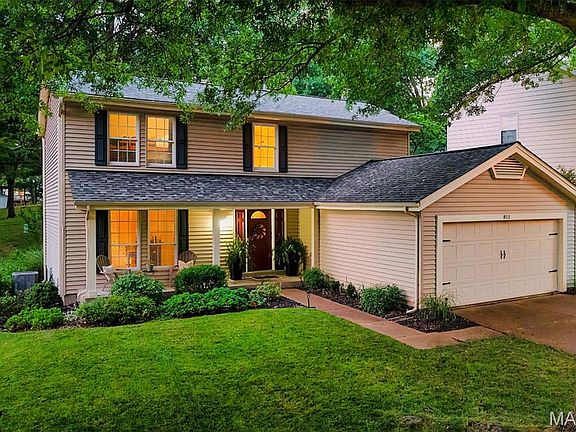 4th image of 811 Weatherwood Dr