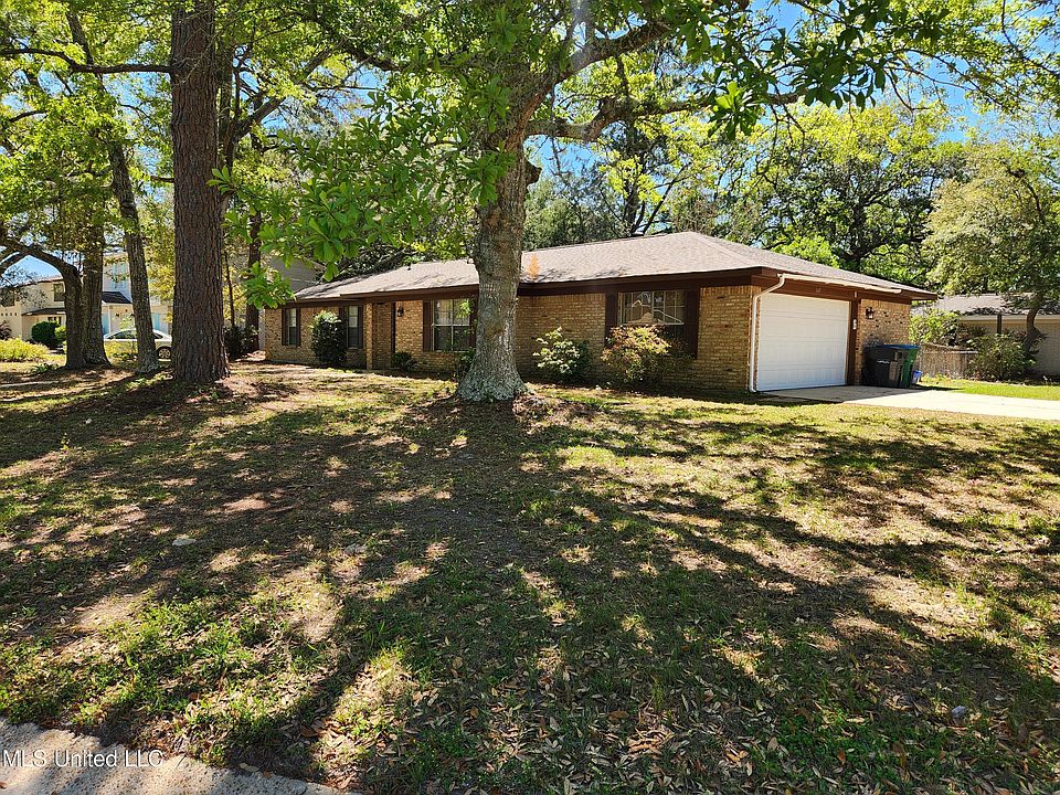 1st image of 1643 Mary Ann Dr