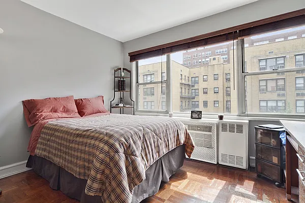 Sold by Nest Seekers International | media 3