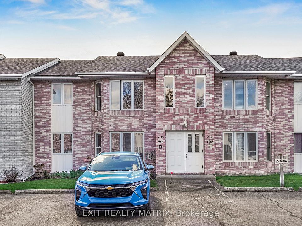 1st image of 185 Du Comte St #205B