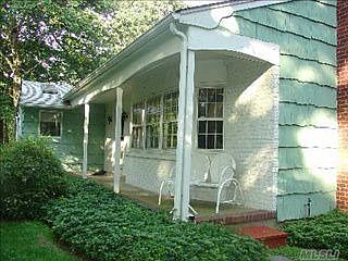 3rd image of 17 Kemswick Dr