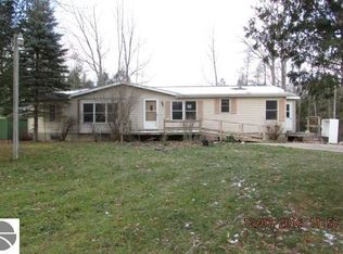 4591 Avalon Dr, Hale, MI 48739