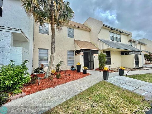 2nd image of 1212 Seaview Dr #1212