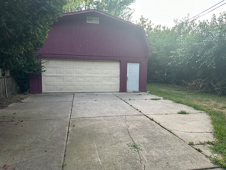 4501 Katherine St — Photo 7