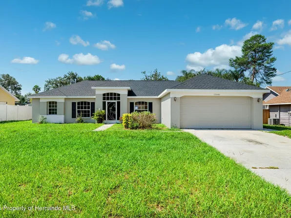 13446 White Plains St, Spring Hill, FL 34609