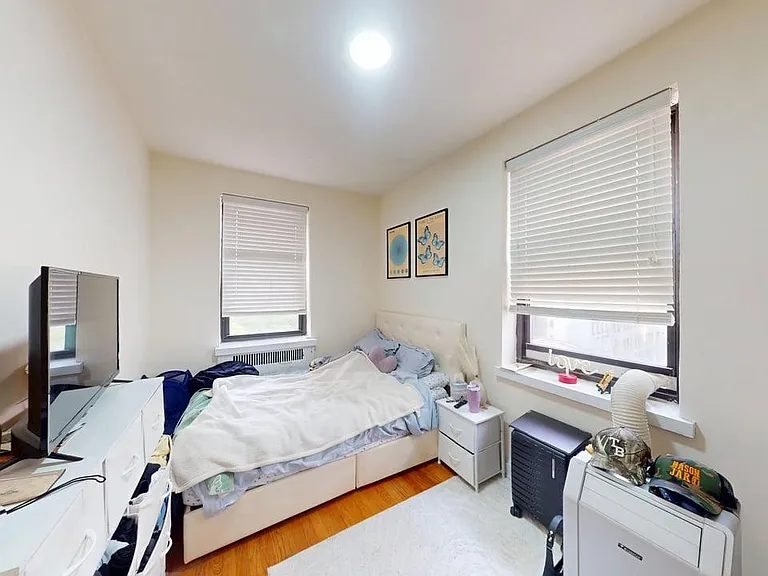 246 E 46th St #6B — Photo 11