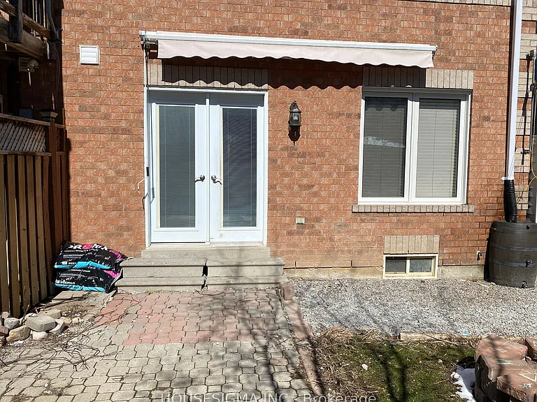 1430 Forest St — Photo 31
