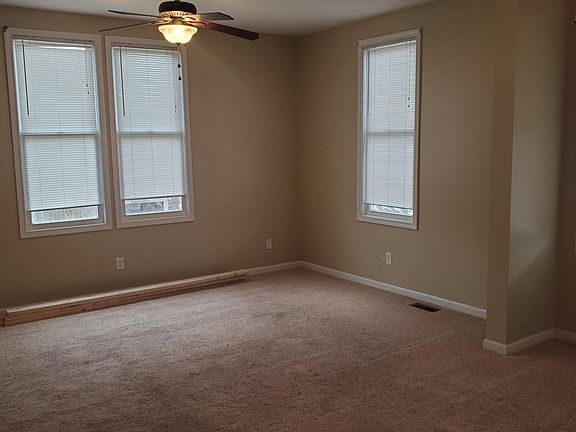 4th image of 328 Jump St