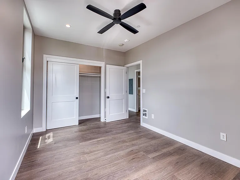 4202 Telegraph Ave #204 — Photo 14