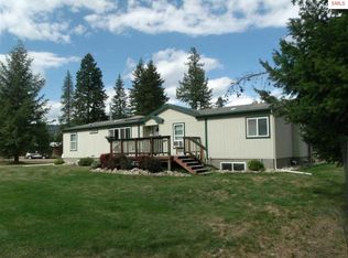 544 Gun Club Rd, Sagle, ID 83860