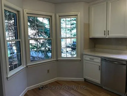 18 Westwood St — Photo 5