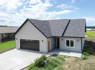 1996 Spruce Ln, Belle Fourche, SD 57717