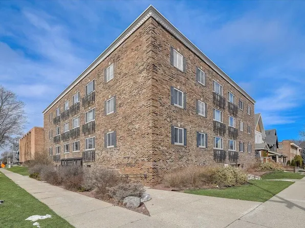 2222 East Belleview PLACE #101, Milwaukee, WI 53211