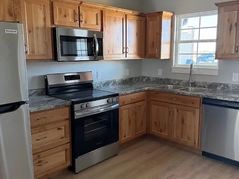 2901-2906 Sandstone Ln — Photo 18