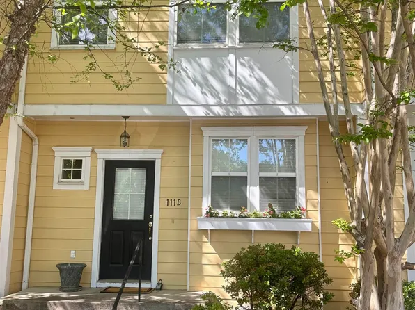111 Melbourne Park #B, Charlottesville, VA 22901