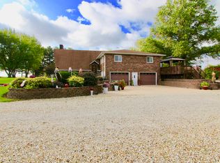 1294 Steakhouse Rd, Knoxville, IL 61448