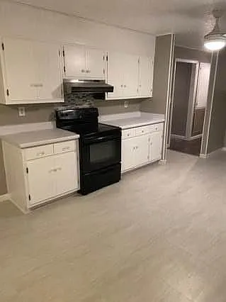 3910 Witty Ln — Photo 5