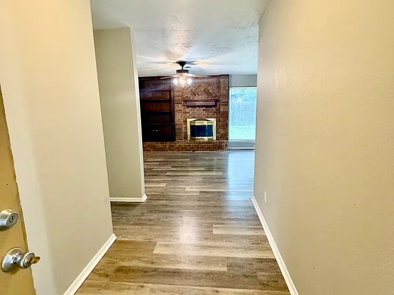 3708 Summerwind Ave — Photo 2
