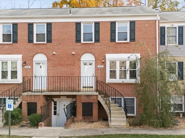 1541 Front Royal Dr, Henrico, VA 23228