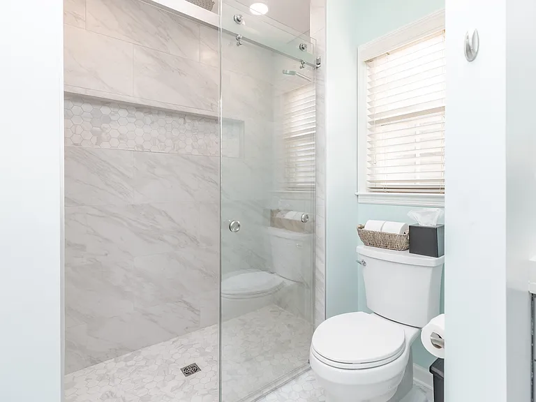 104 Alpine Ct — Photo 8