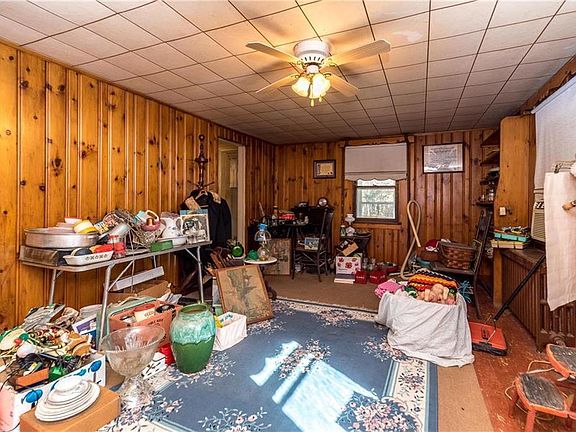 5th image of 2338 Old Bethlehem Pike W