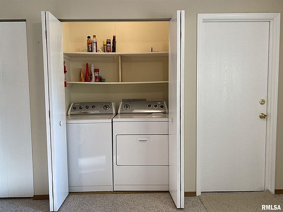 5th image of 309 N 15th St