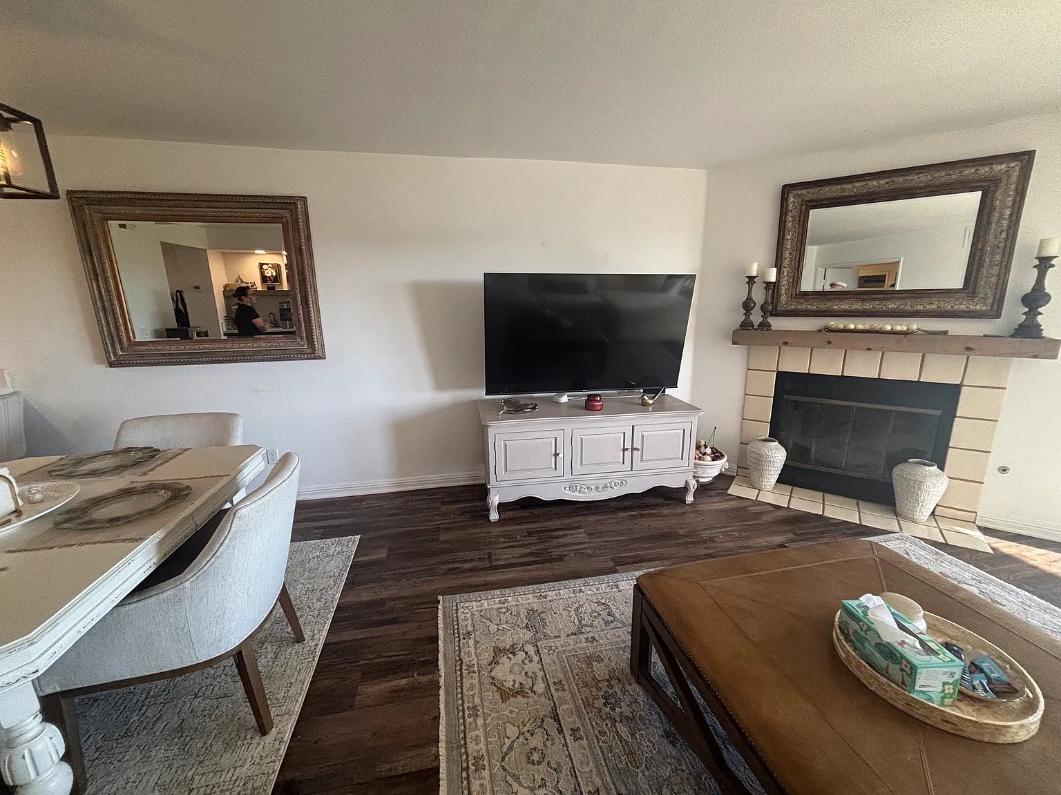 2 bed, 1158 sqft, $3,595 — Photo 2