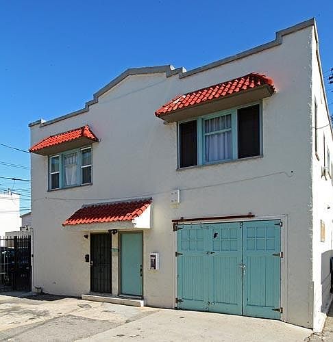 1st image of 714 3/4 N Van Ness Ave