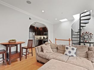 293 D St #3, Boston, MA 02127