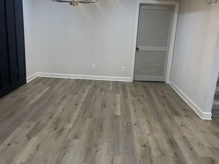 1900 Ridgecrest Dr #201 — Photo 9