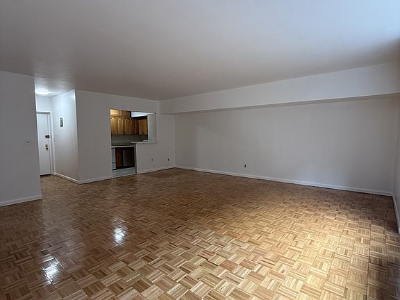 3rd image of 402 E 90th St APT 2B