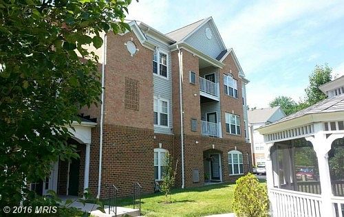 1st image of 205 Kings Crossing Cir