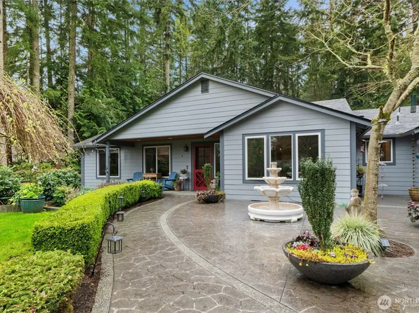 20623 Mainland View Place NE, Suquamish, WA 98392