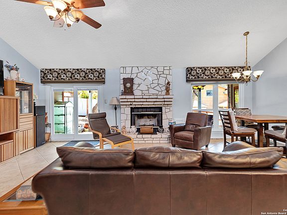 5th image of 15606 Bluff Springs