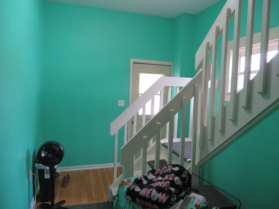 120 N Lake St SE, Caledonia, MI 49316 MLS 23141294 Zillow