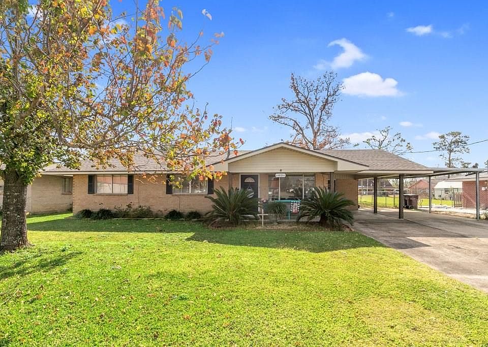 1st image of 1021 Garden Dr