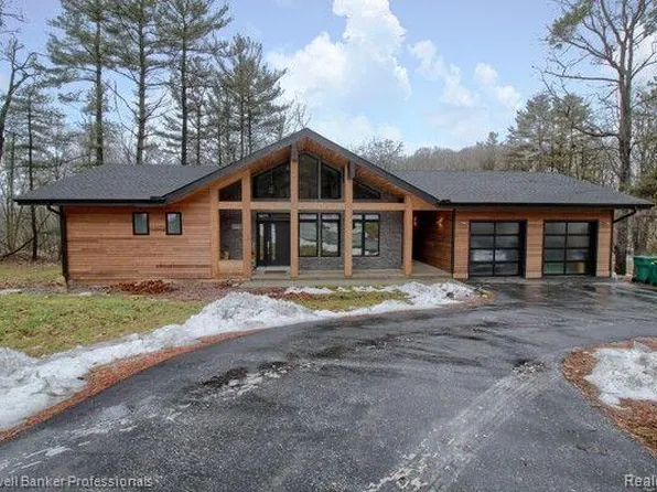 1771 Westridge Rd, Ann Arbor, MI 48105