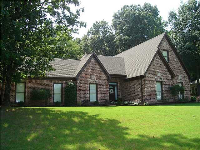 1st image of 235 Shady Oaks Dr