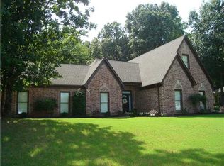 235 Shady Oaks Dr, Eads, TN 38028