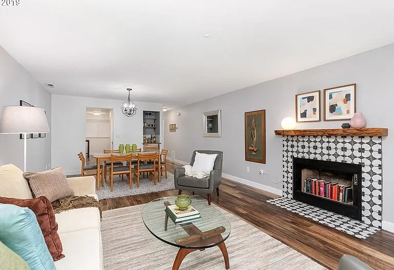 6734 N Richmond Ave #1 — Photo 4