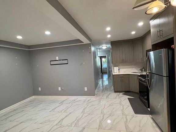 5th image of 1576 E 66th St #1